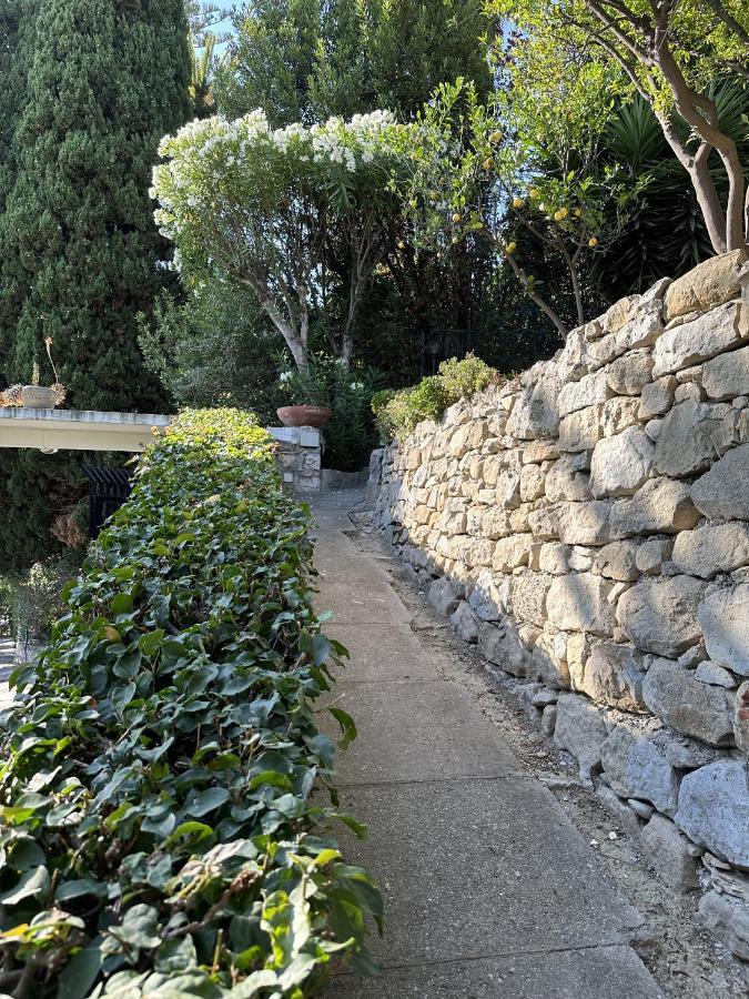 Villa Le Rose Di Emma Bordighera Exterior foto